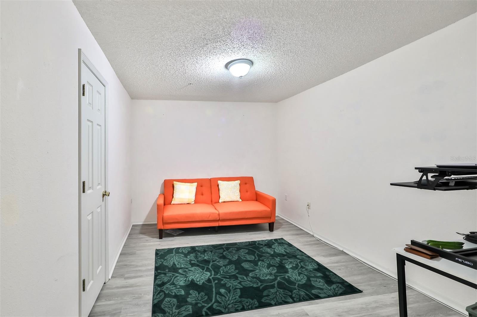 Image 23 of 45 For 2400 Feather Sound Drive 332