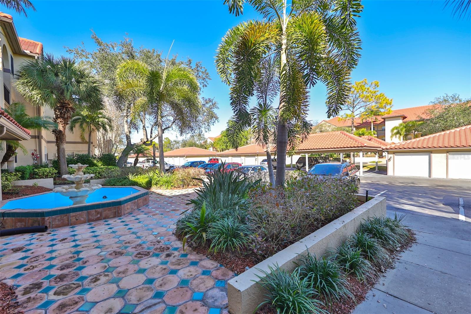 Image 42 of 45 For 2400 Feather Sound Drive 332