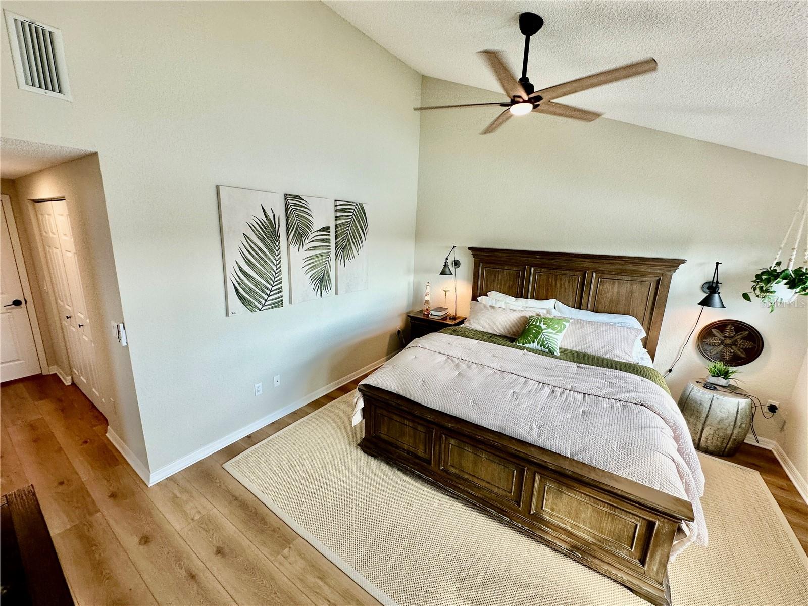 Image 26 of 59 For 487 Pinellas Bayway S 107