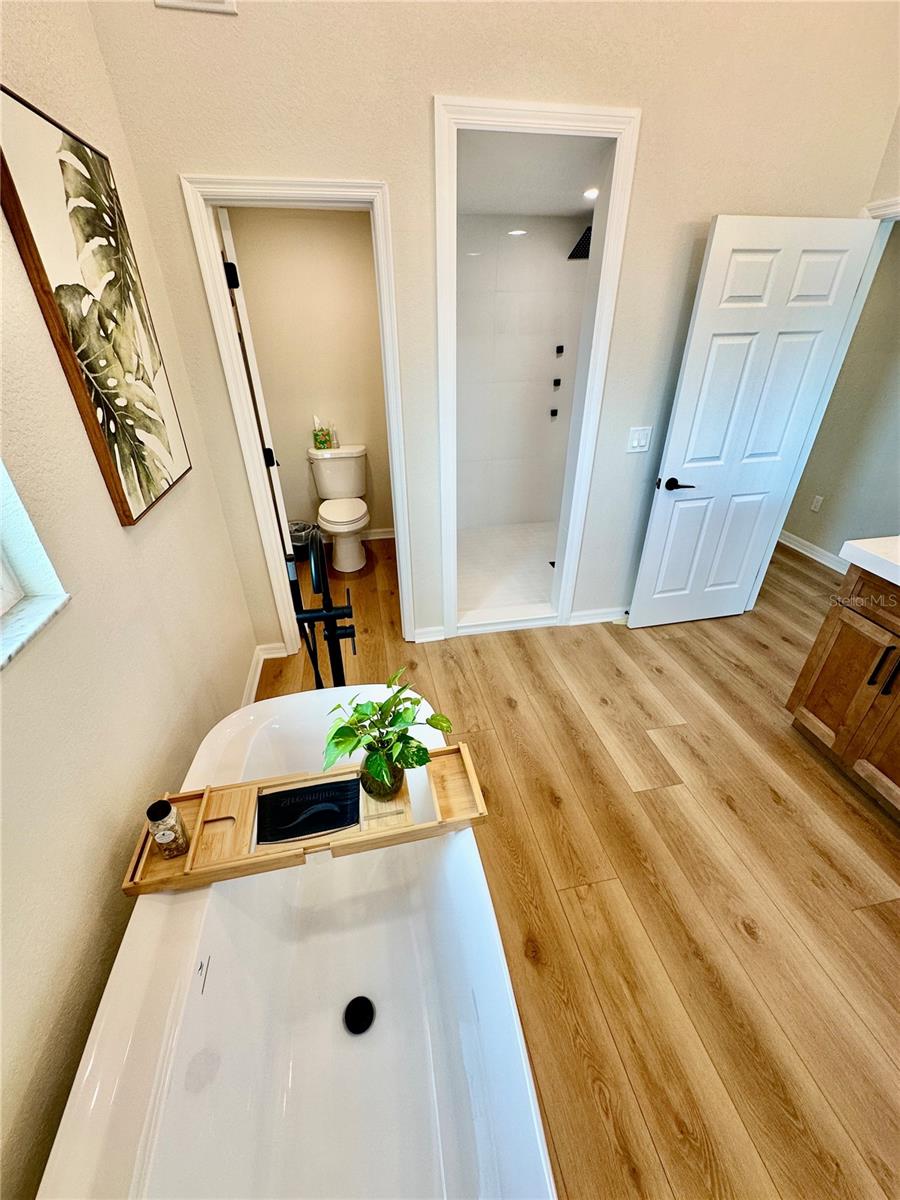 Image 32 of 59 For 487 Pinellas Bayway S 107