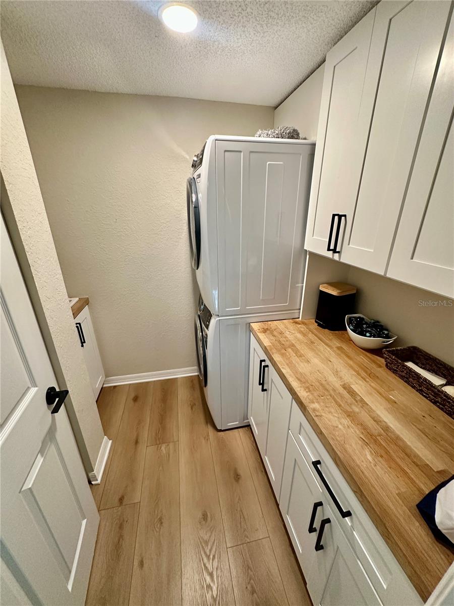 Image 39 of 59 For 487 Pinellas Bayway S 107