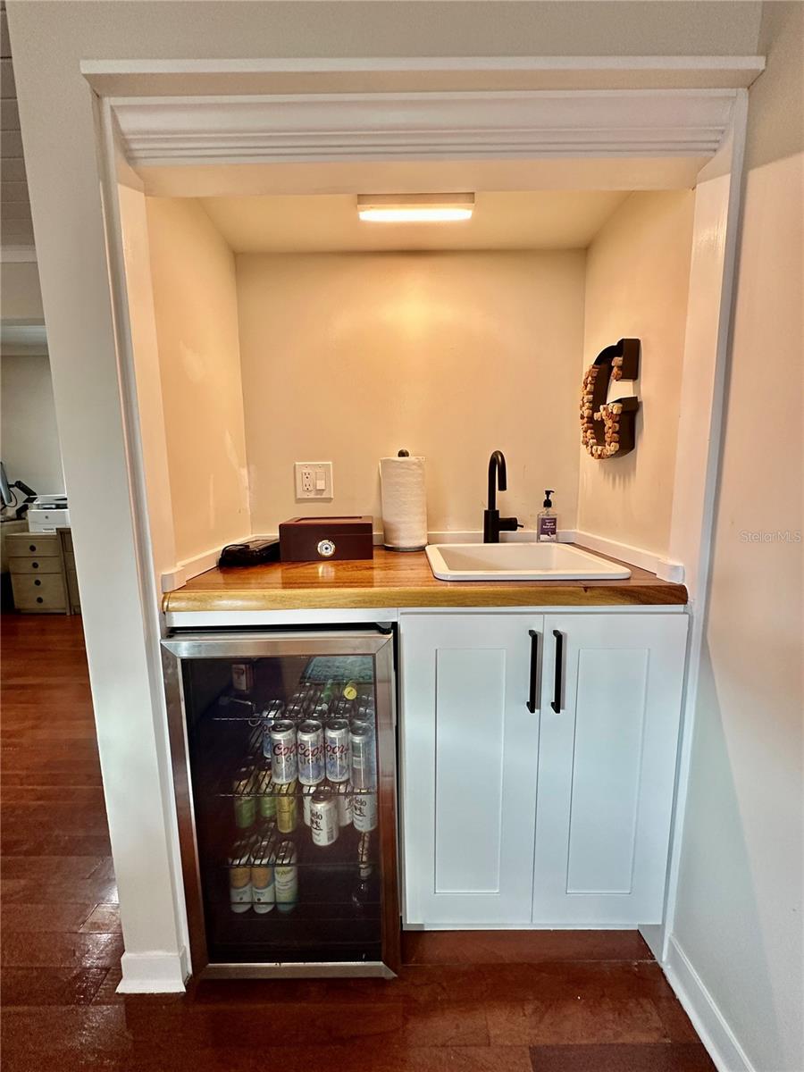 Image 46 of 59 For 487 Pinellas Bayway S 107