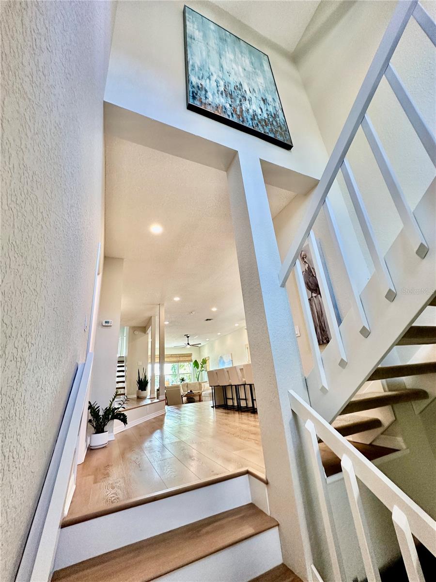 Image 5 of 59 For 487 Pinellas Bayway S 107