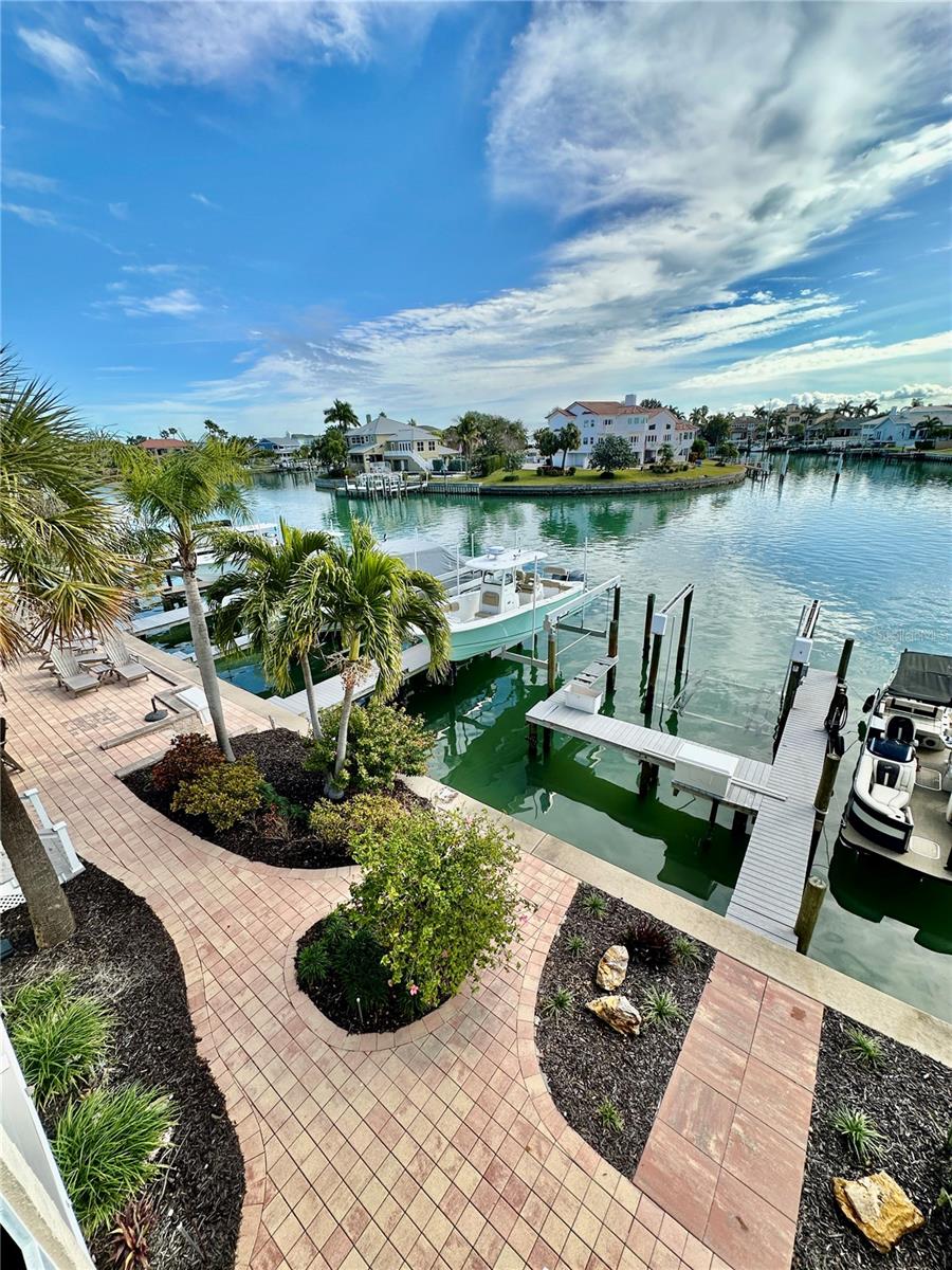 Image 56 of 59 For 487 Pinellas Bayway S 107