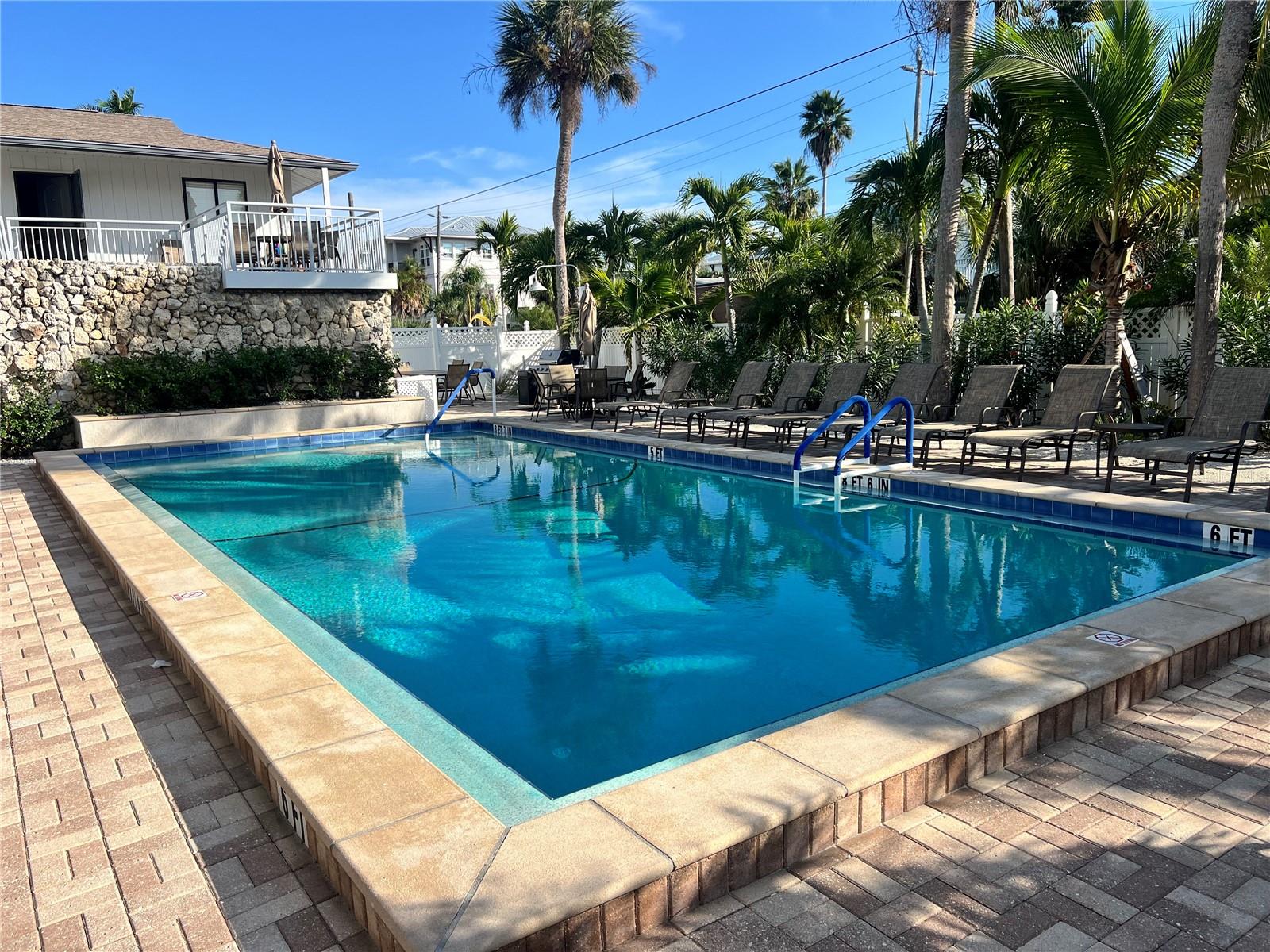 Image 30 of 44 For 1001 Point Of Rocks Road 512