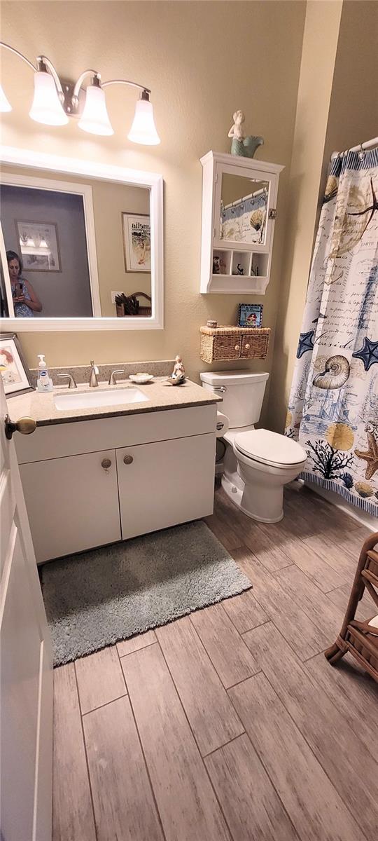 Image 16 of 32 For 834 Tremont Greens Lane 137