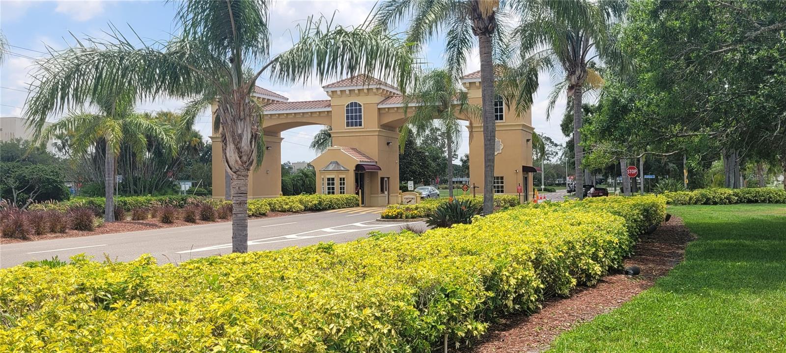 Image 29 of 32 For 834 Tremont Greens Lane 137