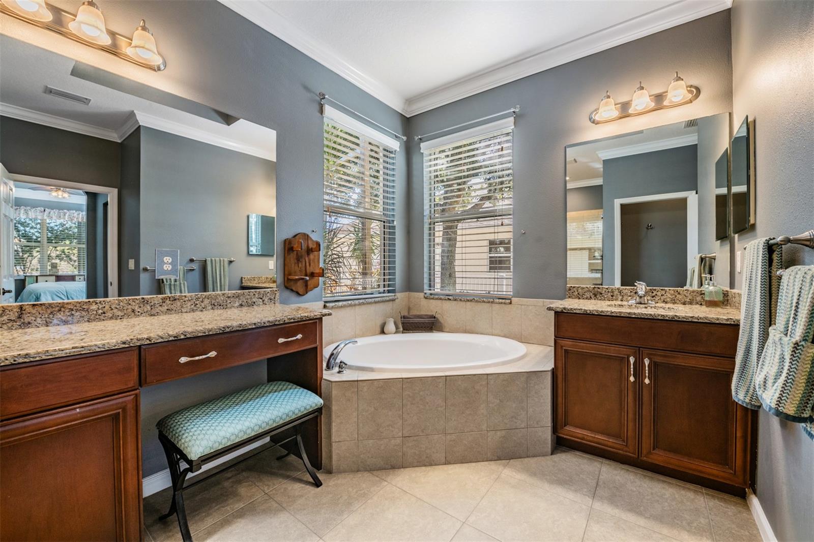 Listing photo id 22 for 19341 Red Sky Court