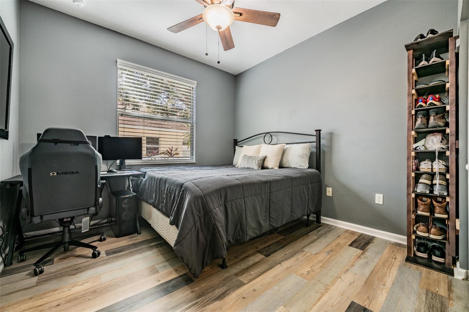 Listing photo id 27 for 19341 Red Sky Court