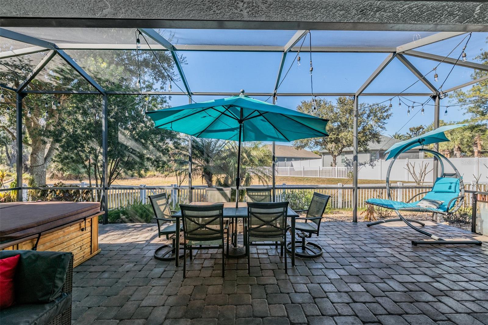 Listing photo id 30 for 19341 Red Sky Court