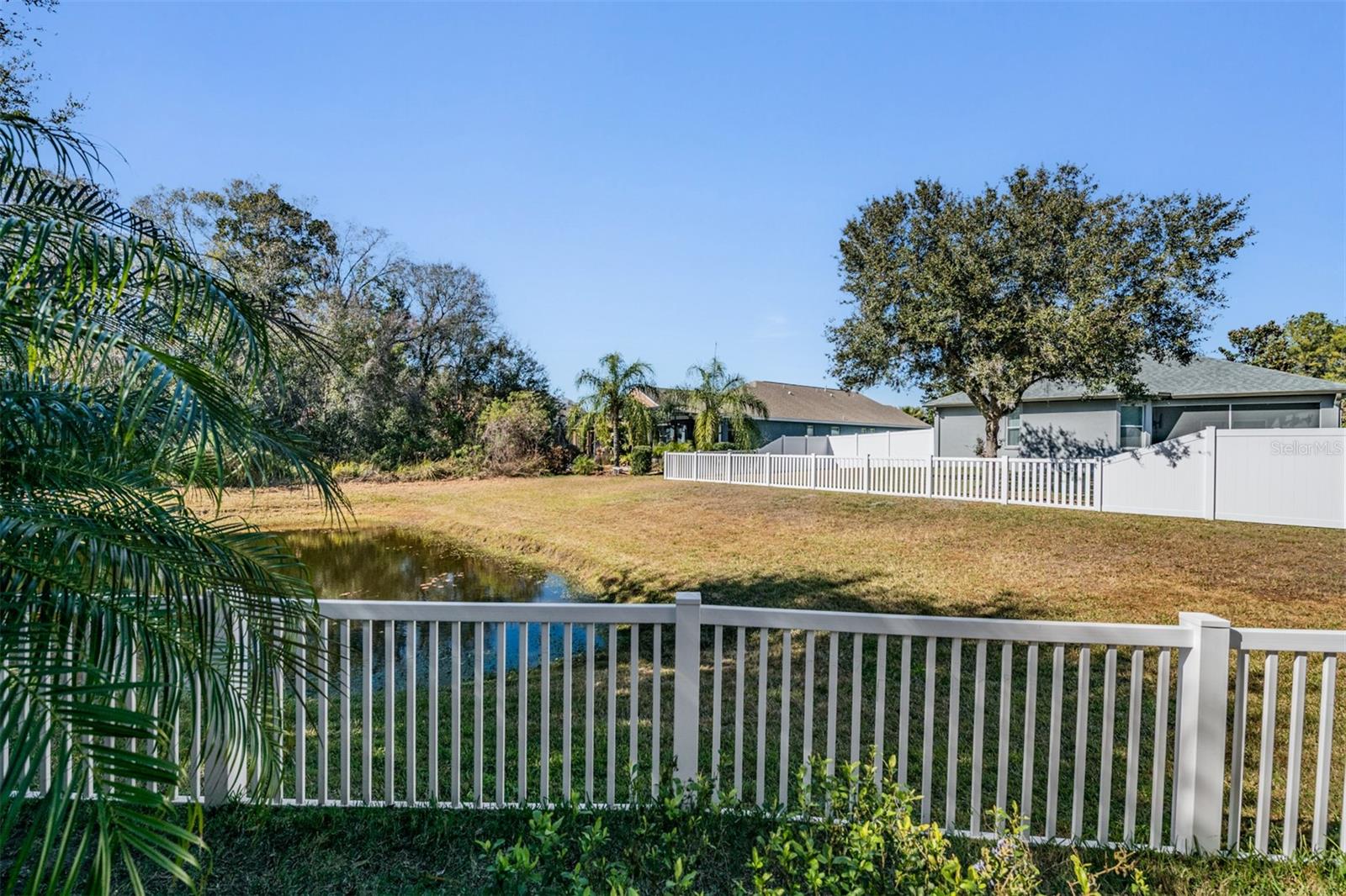Listing photo id 35 for 19341 Red Sky Court
