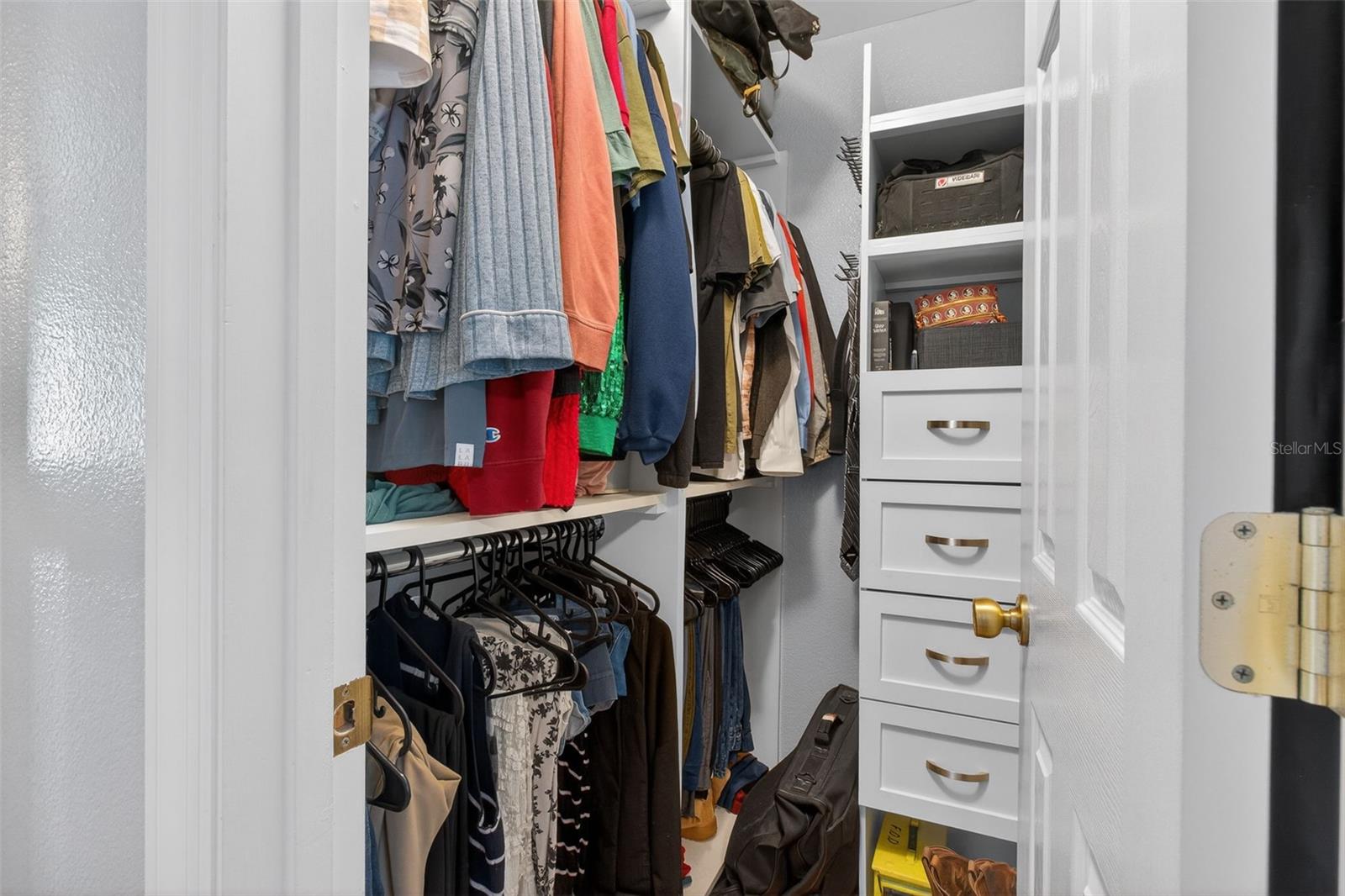 Image 14 of 28 For 2174 19th Avenue Sw