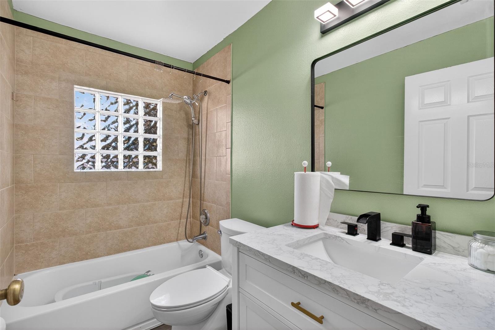 Image 19 of 28 For 2174 19th Avenue Sw