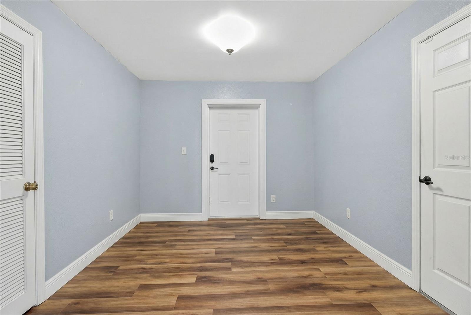 Image 20 of 28 For 2174 19th Avenue Sw