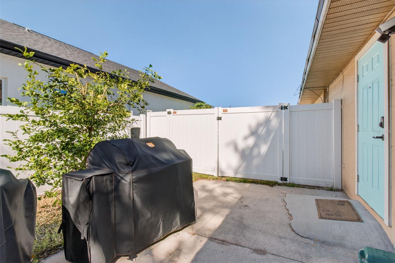 Image 27 of 28 For 2174 19th Avenue Sw