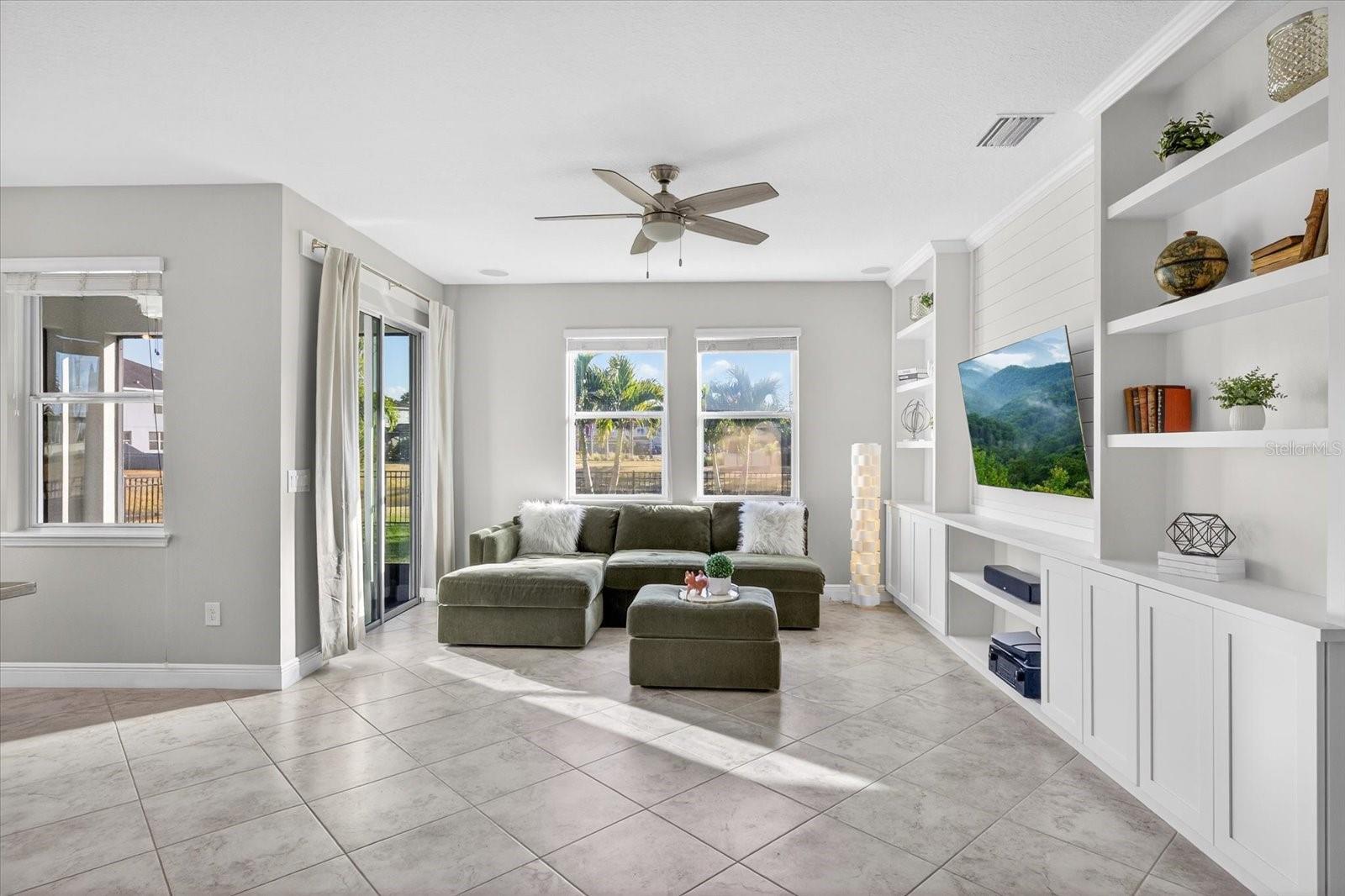 Image 14 of 65 For 11427 Emerald Shore Drive