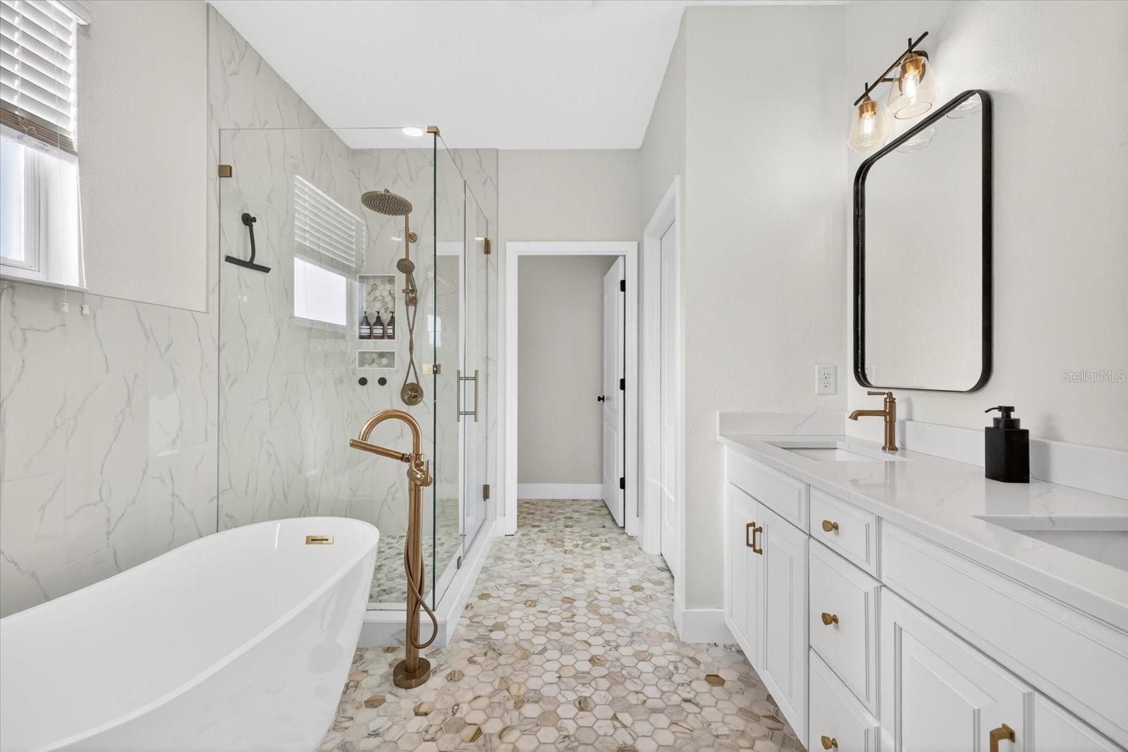 Image 20 of 65 For 11427 Emerald Shore Drive