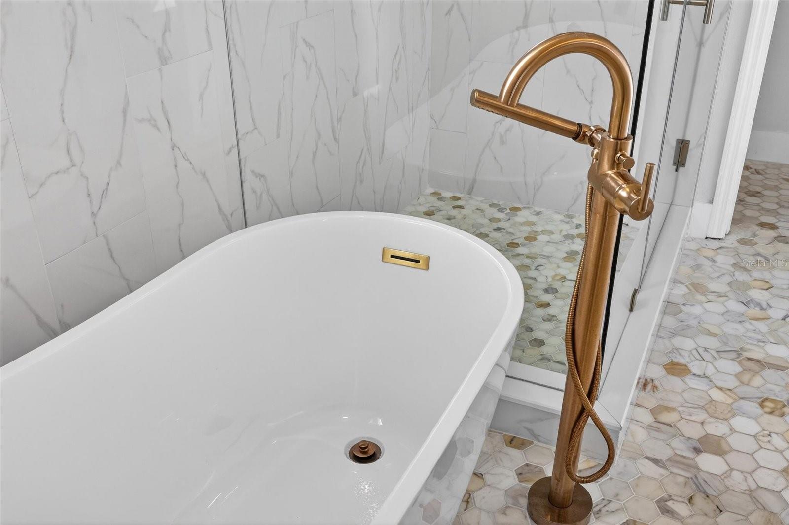 Image 23 of 65 For 11427 Emerald Shore Drive