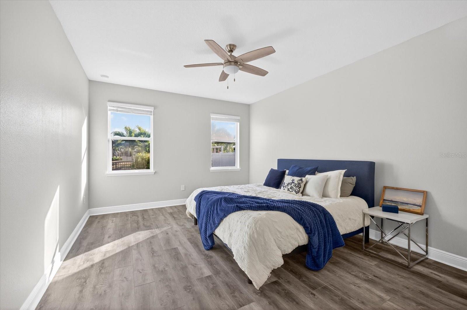 Image 30 of 65 For 11427 Emerald Shore Drive