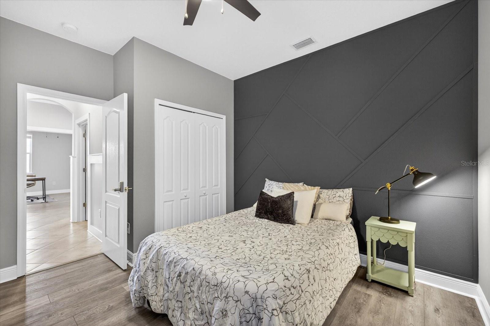 Image 33 of 65 For 11427 Emerald Shore Drive