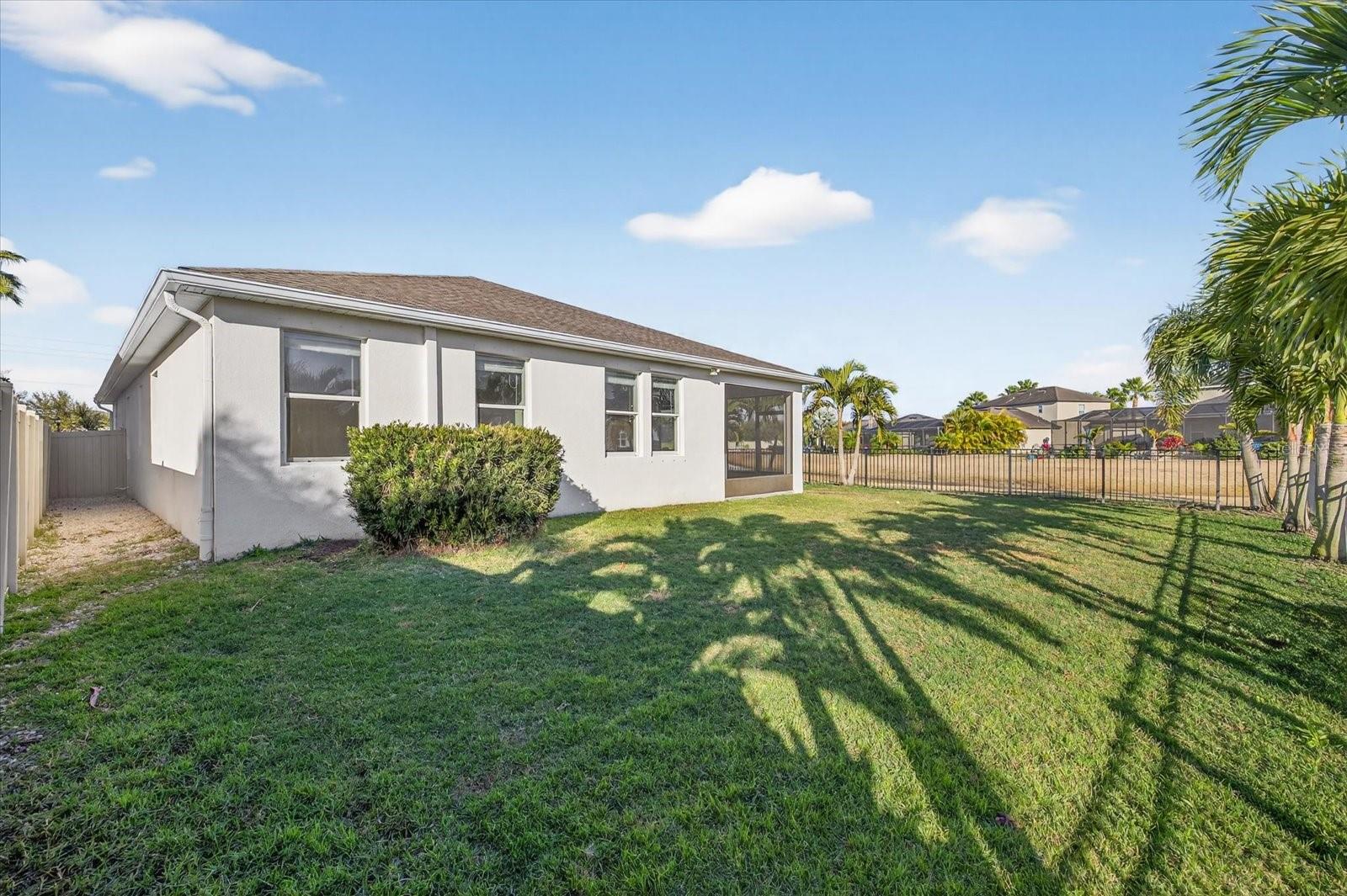 Image 43 of 65 For 11427 Emerald Shore Drive