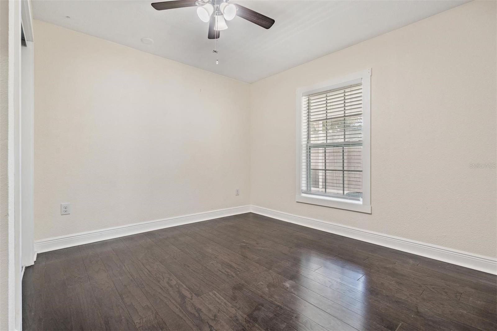 Image 22 of 39 For 4007 Hudson Lane