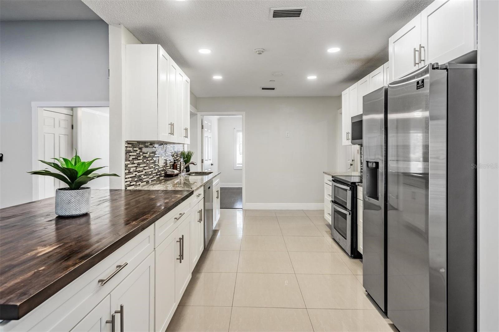 Image 28 of 39 For 4007 Hudson Lane