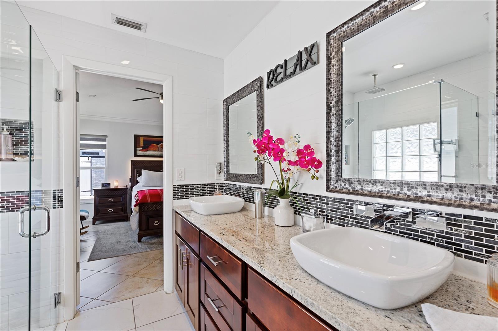 Image 12 of 44 For 5927 Taywood Drive