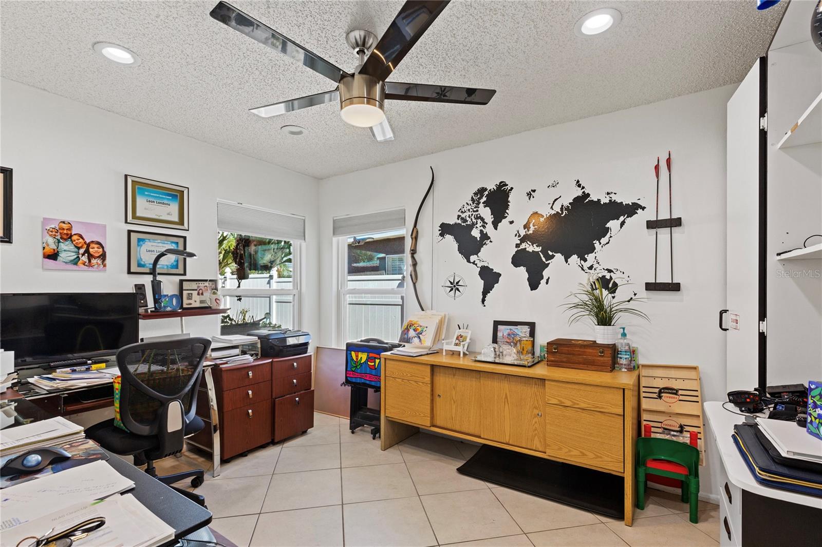 Image 18 of 44 For 5927 Taywood Drive