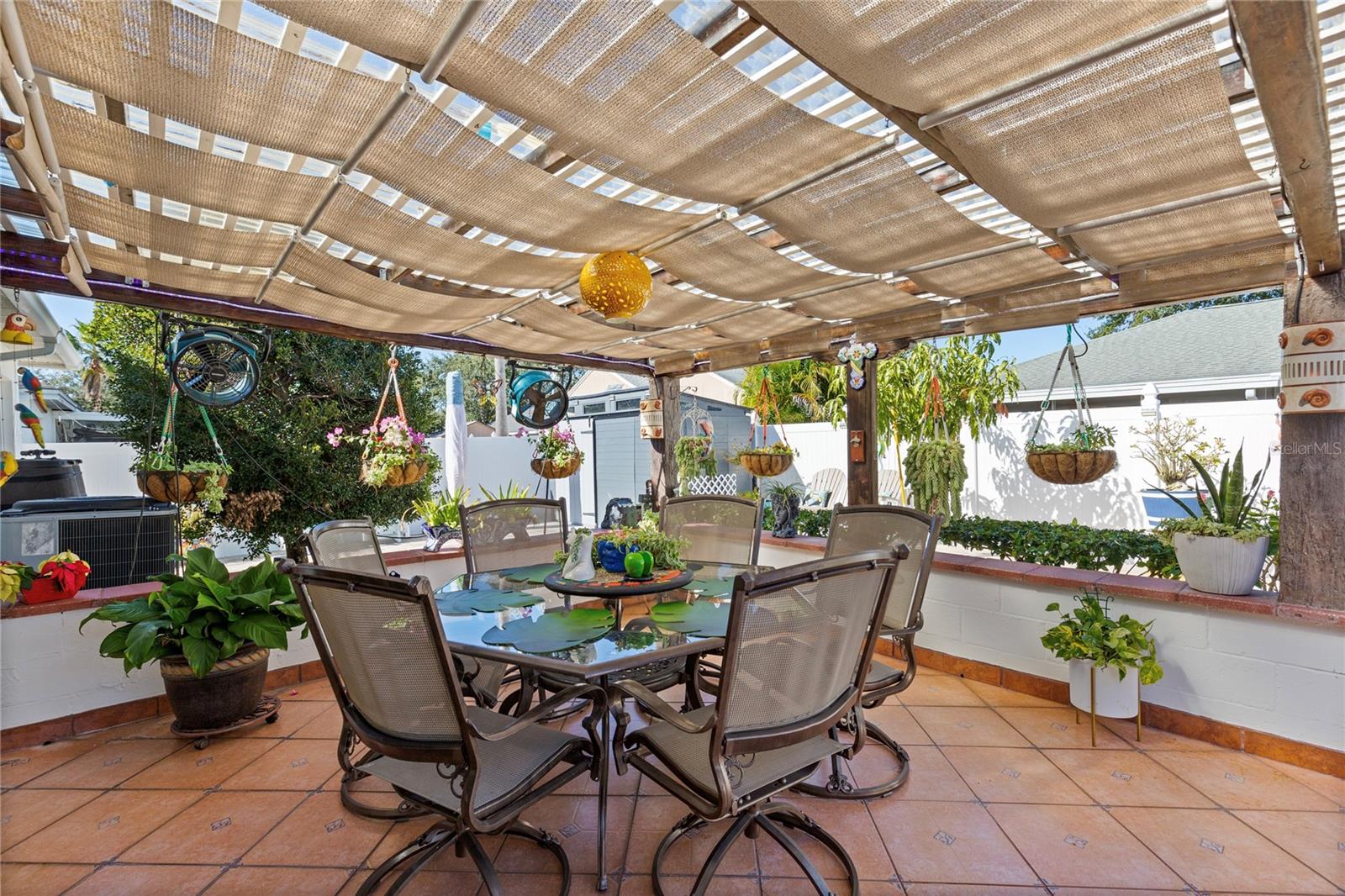 Image 28 of 44 For 5927 Taywood Drive