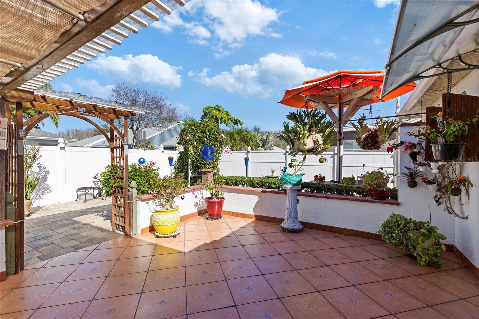 Image 29 of 44 For 5927 Taywood Drive