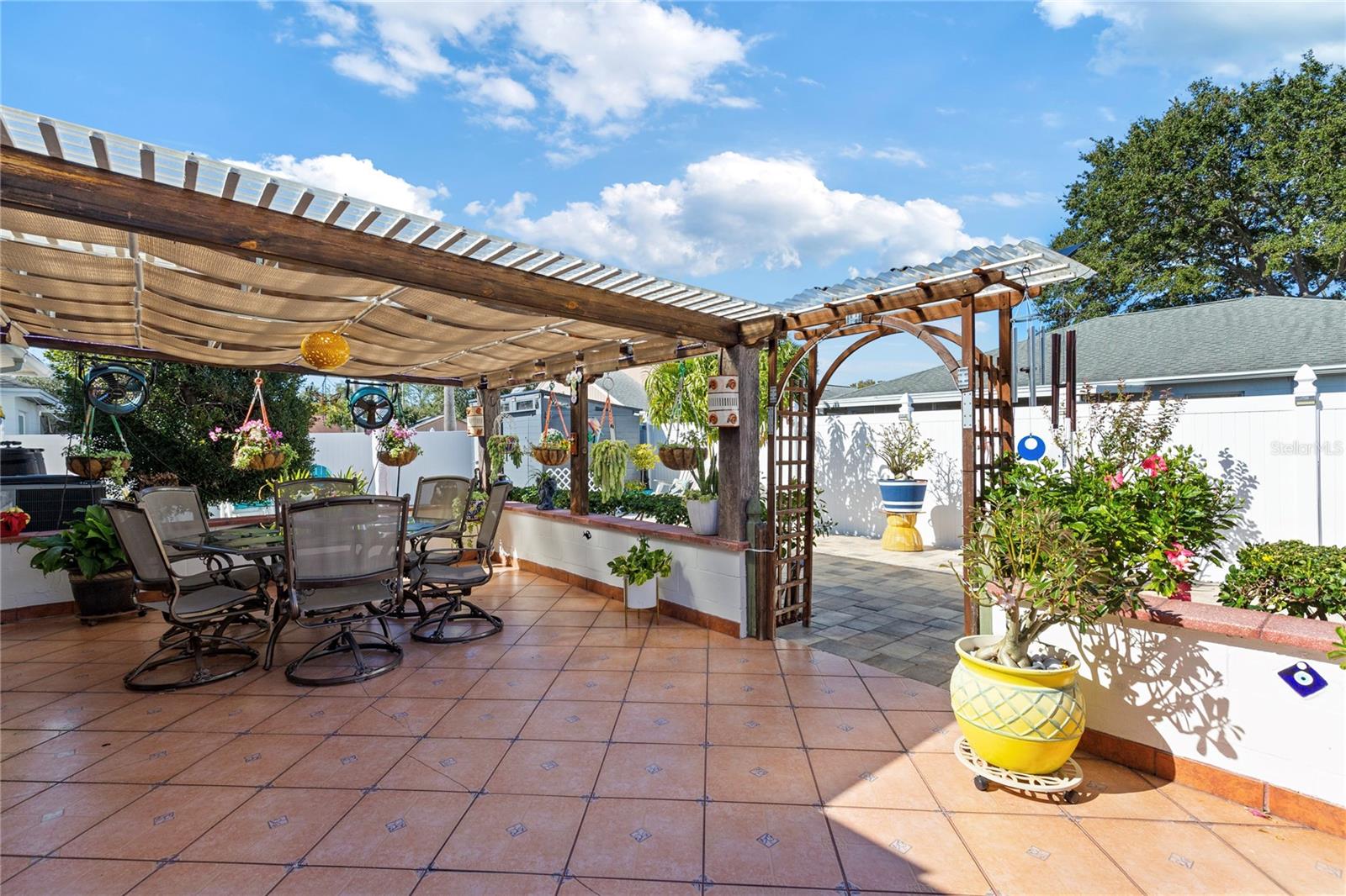 Image 30 of 44 For 5927 Taywood Drive