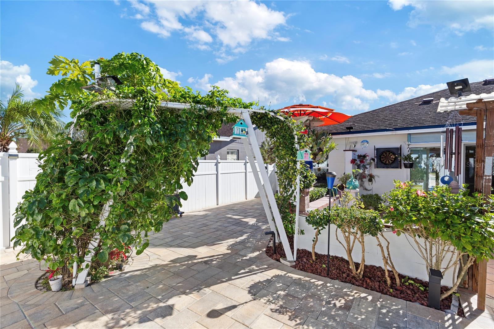 Image 34 of 44 For 5927 Taywood Drive