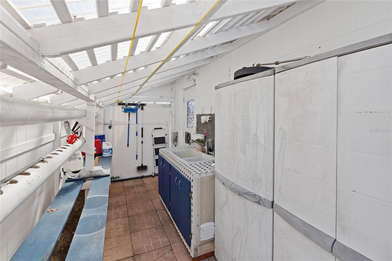 Image 35 of 44 For 5927 Taywood Drive