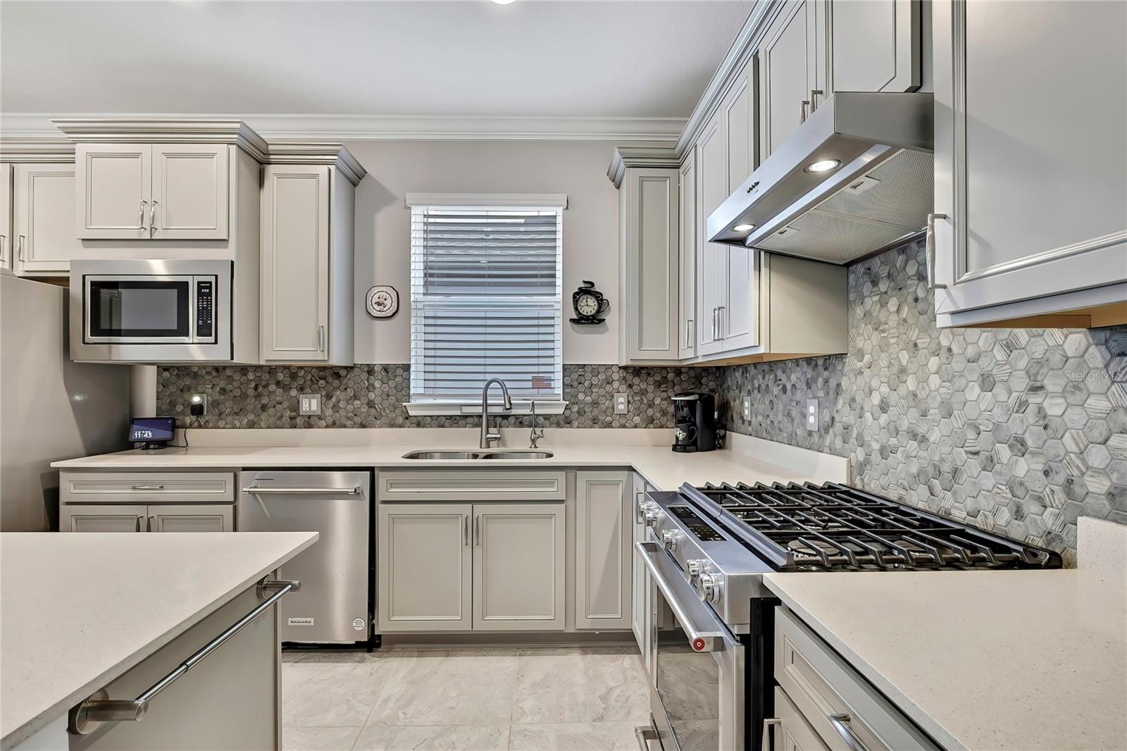 Image 15 of 44 For 5503 Blue Crush Bend