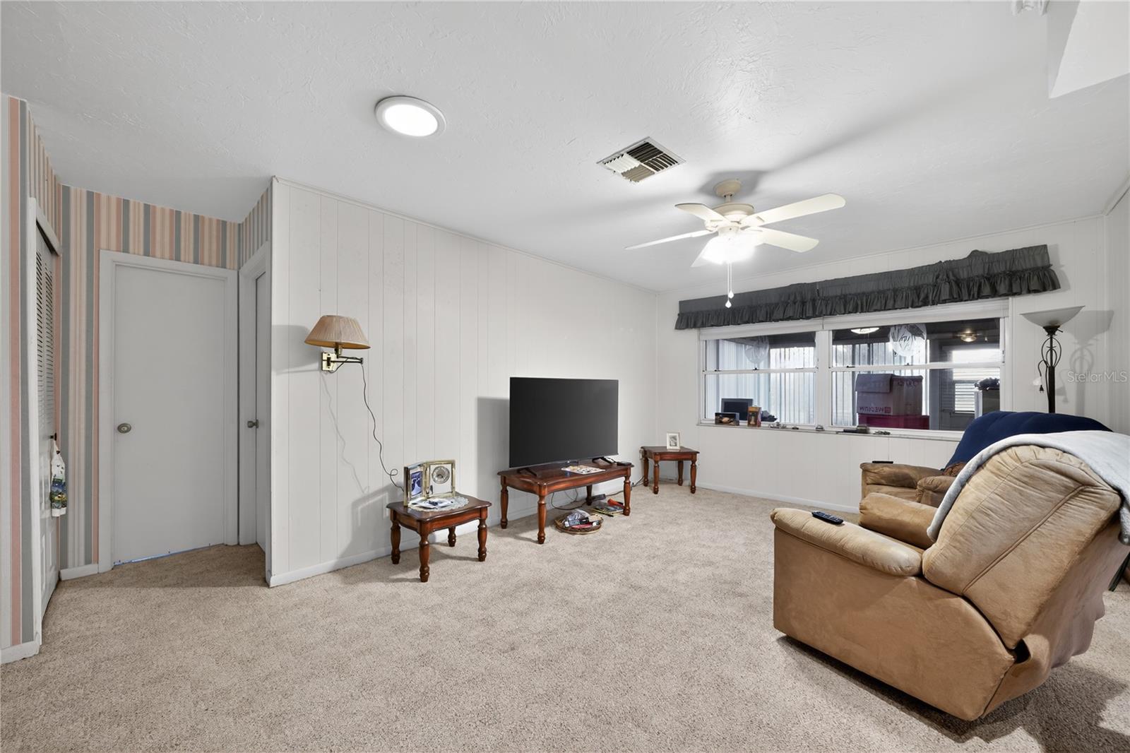 Image 13 of 38 For 153 Golfpoint Drive