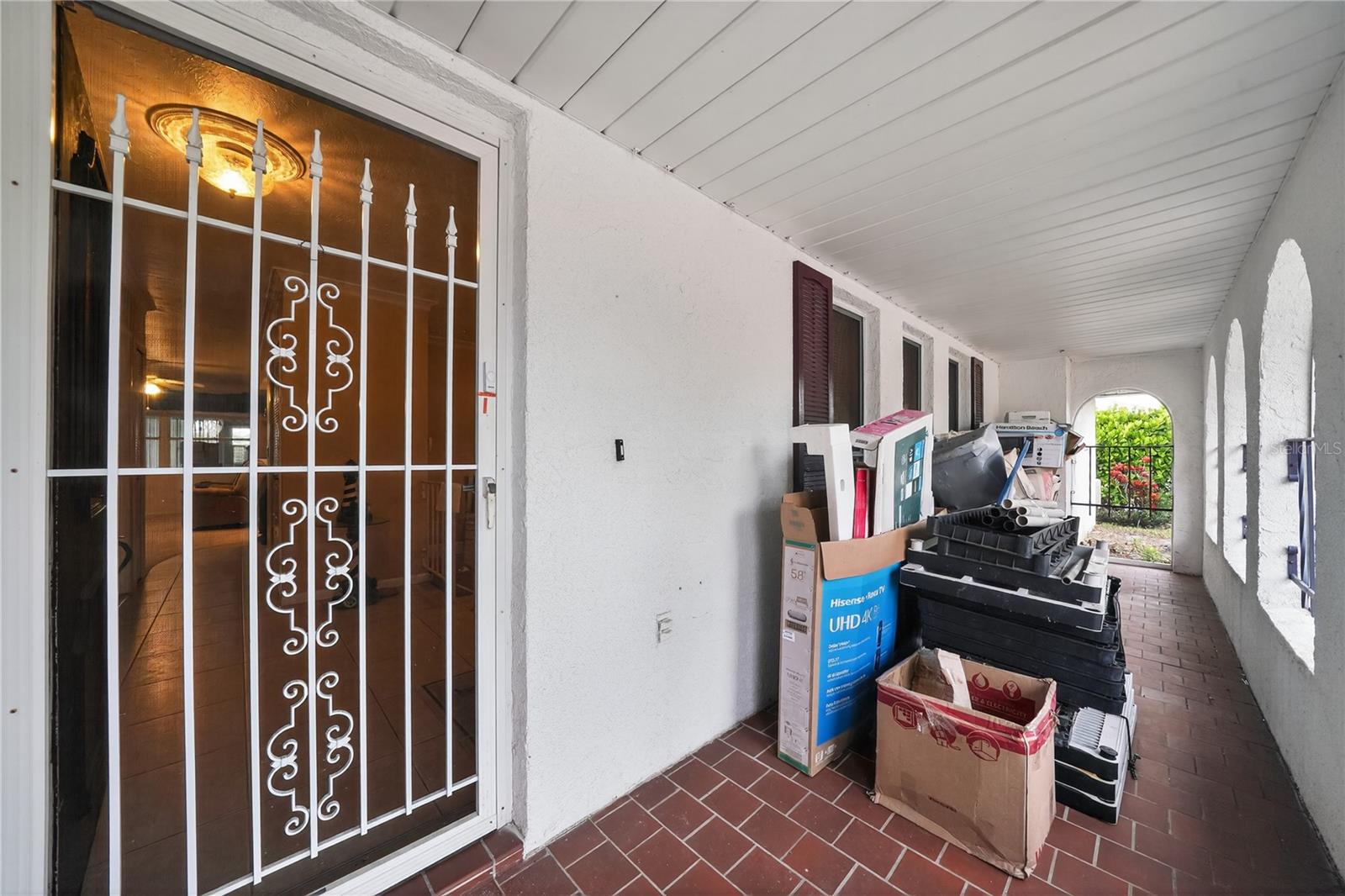 Image 4 of 38 For 153 Golfpoint Drive