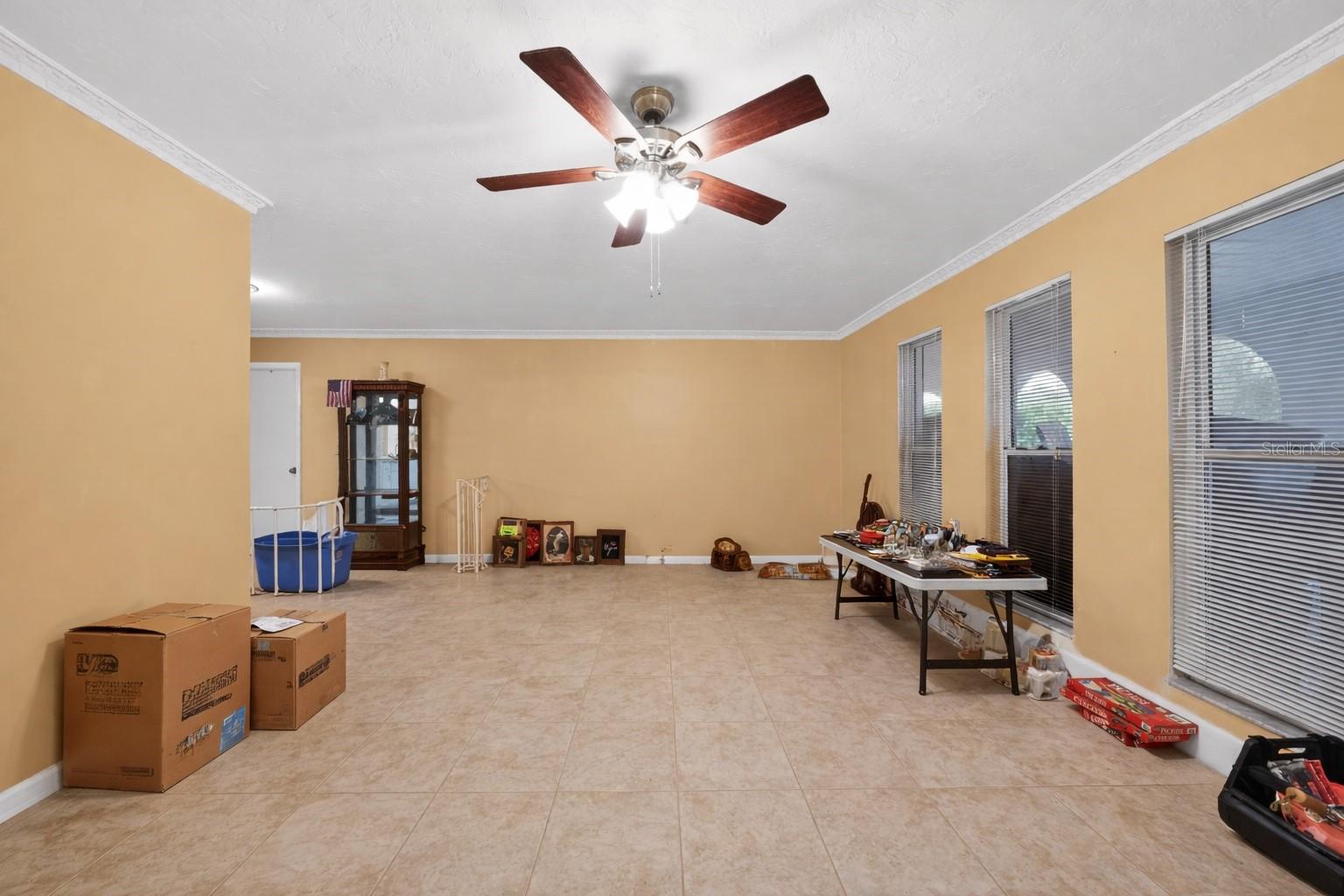 Image 5 of 38 For 153 Golfpoint Drive