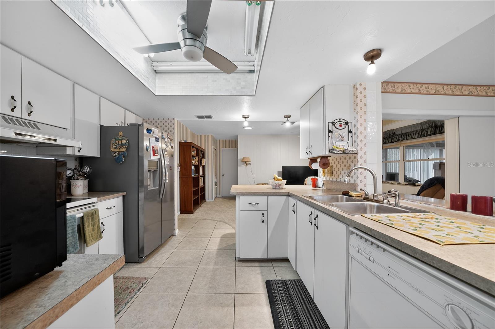 Image 7 of 38 For 153 Golfpoint Drive