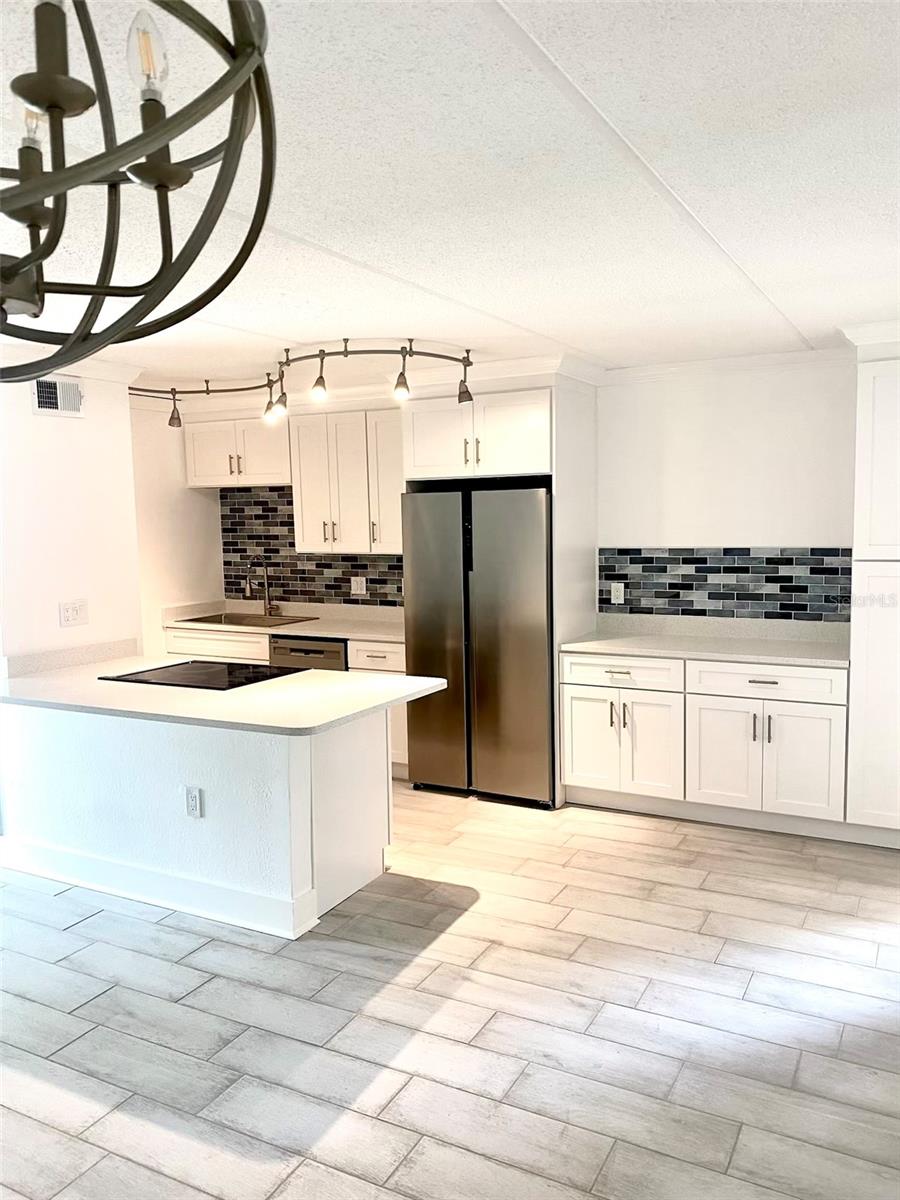 Image 3 of 17 For 8901 Blind Pass Road 128