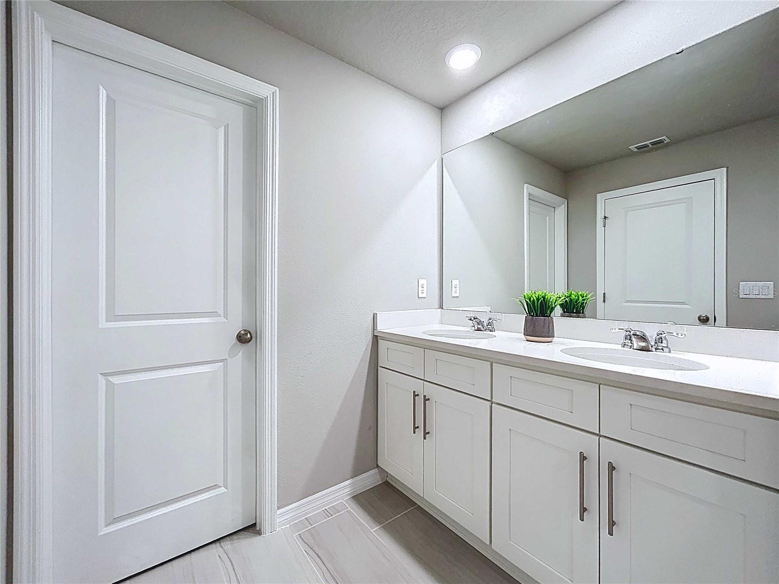 Image 26 of 58 For 32451 Limitless Place