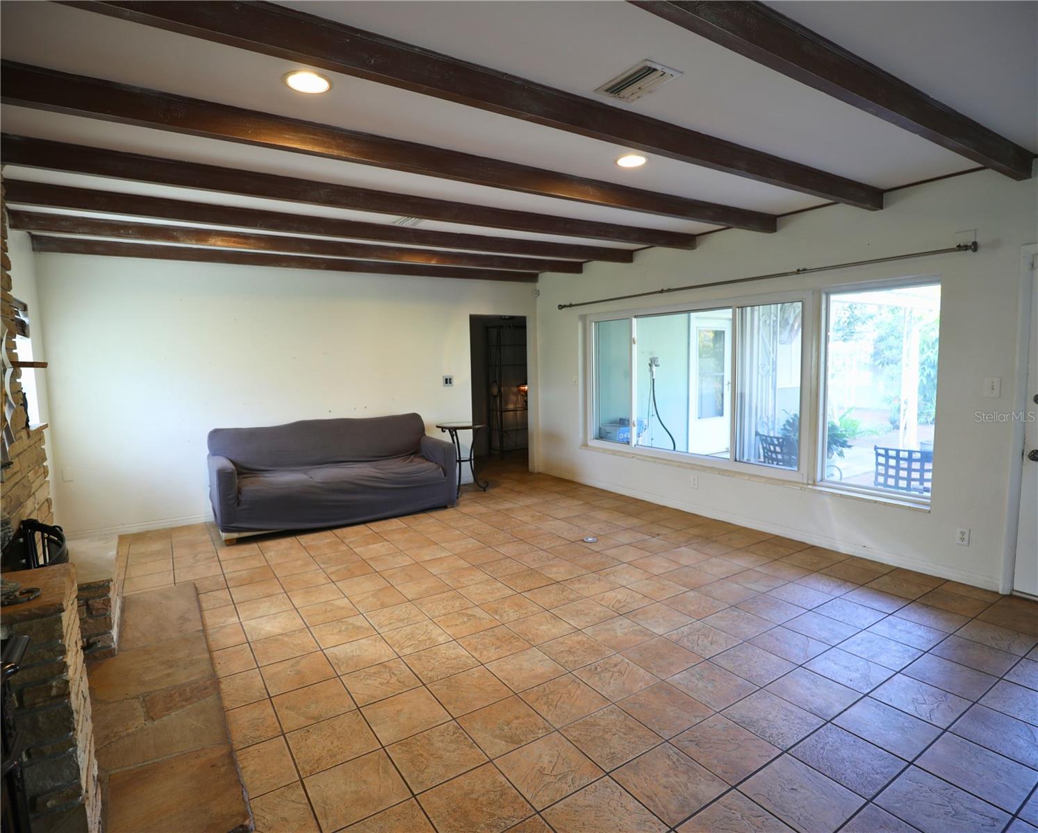 Image 15 of 19 For 1447 27th Avenue N