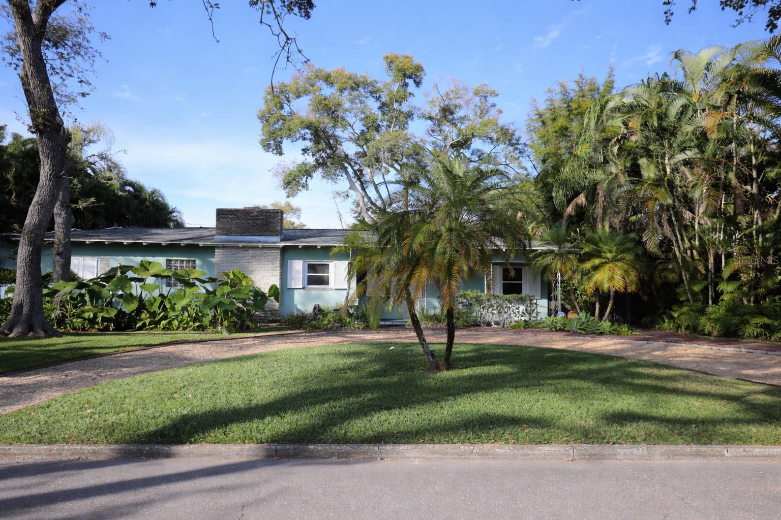 Image 7 of 19 For 1447 27th Avenue N