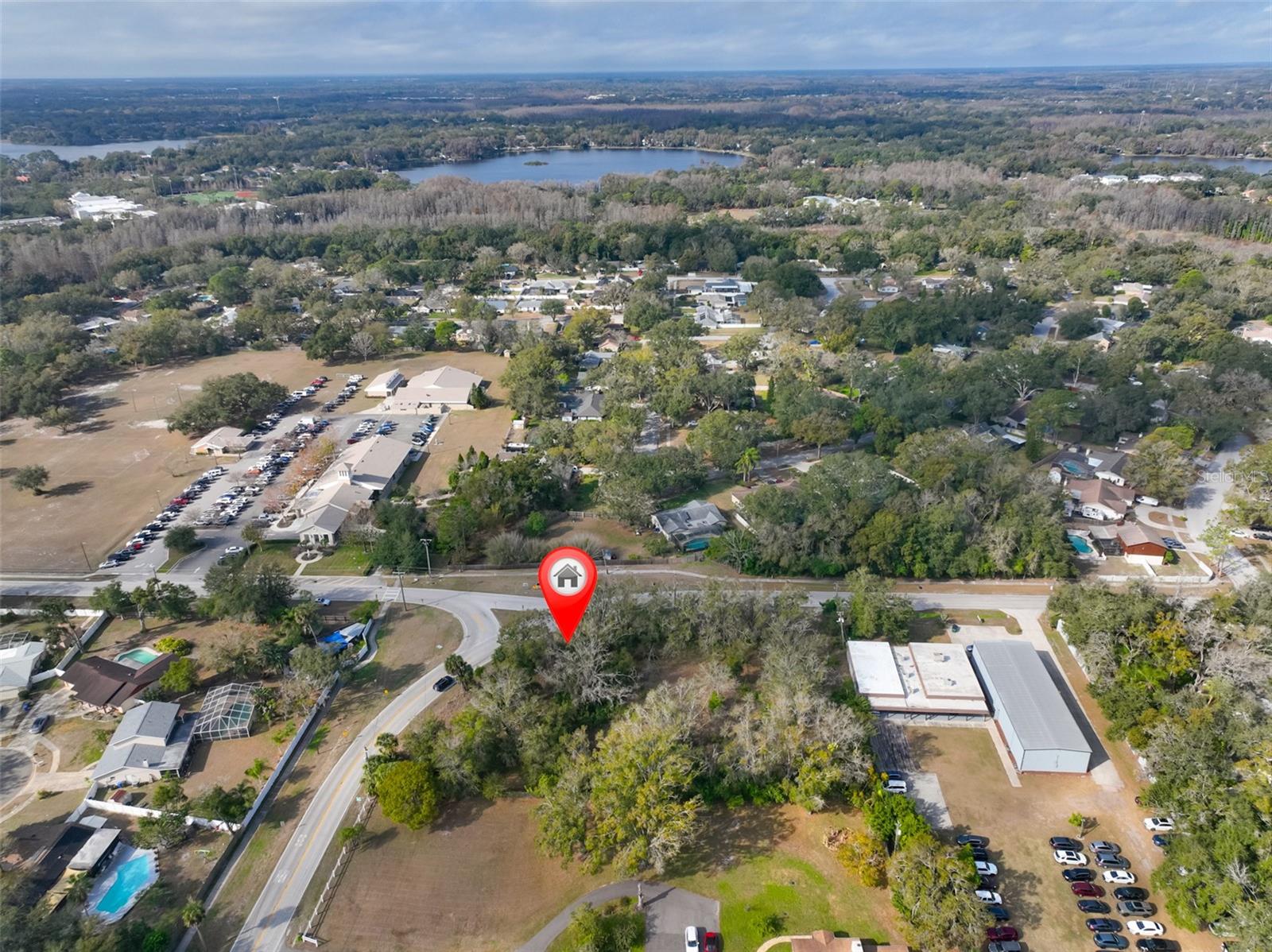 Image 21 of 27 For 16102 Lake Magdalene Boulevard