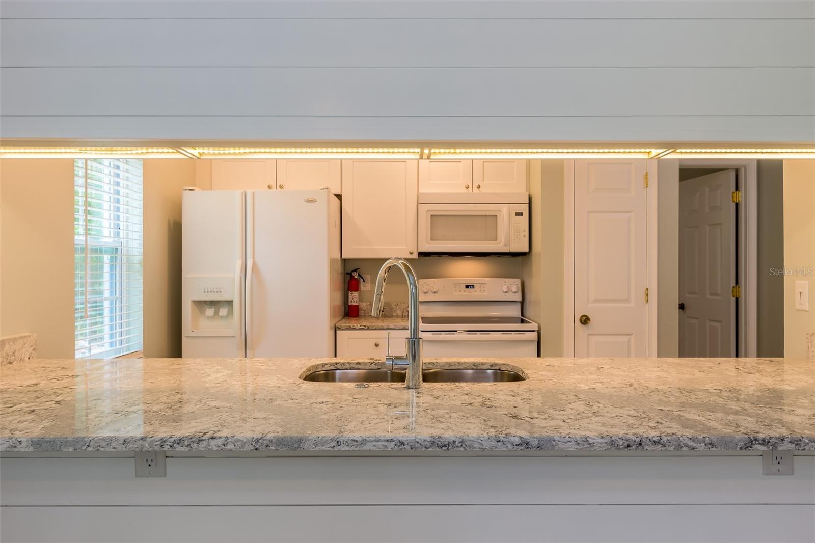 Image 12 of 39 For 355 23rd Avenue Sw