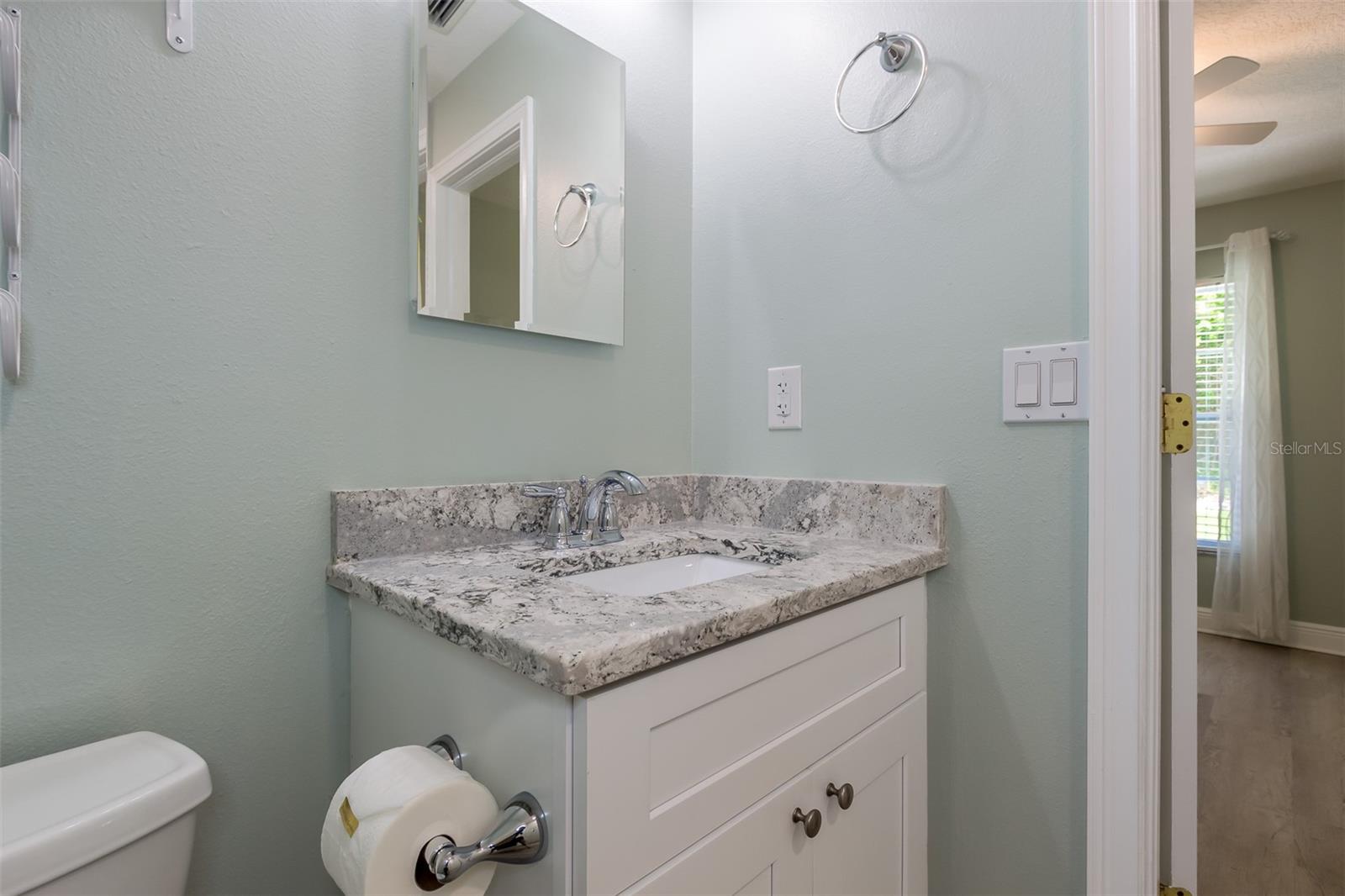 Image 24 of 39 For 355 23rd Avenue Sw