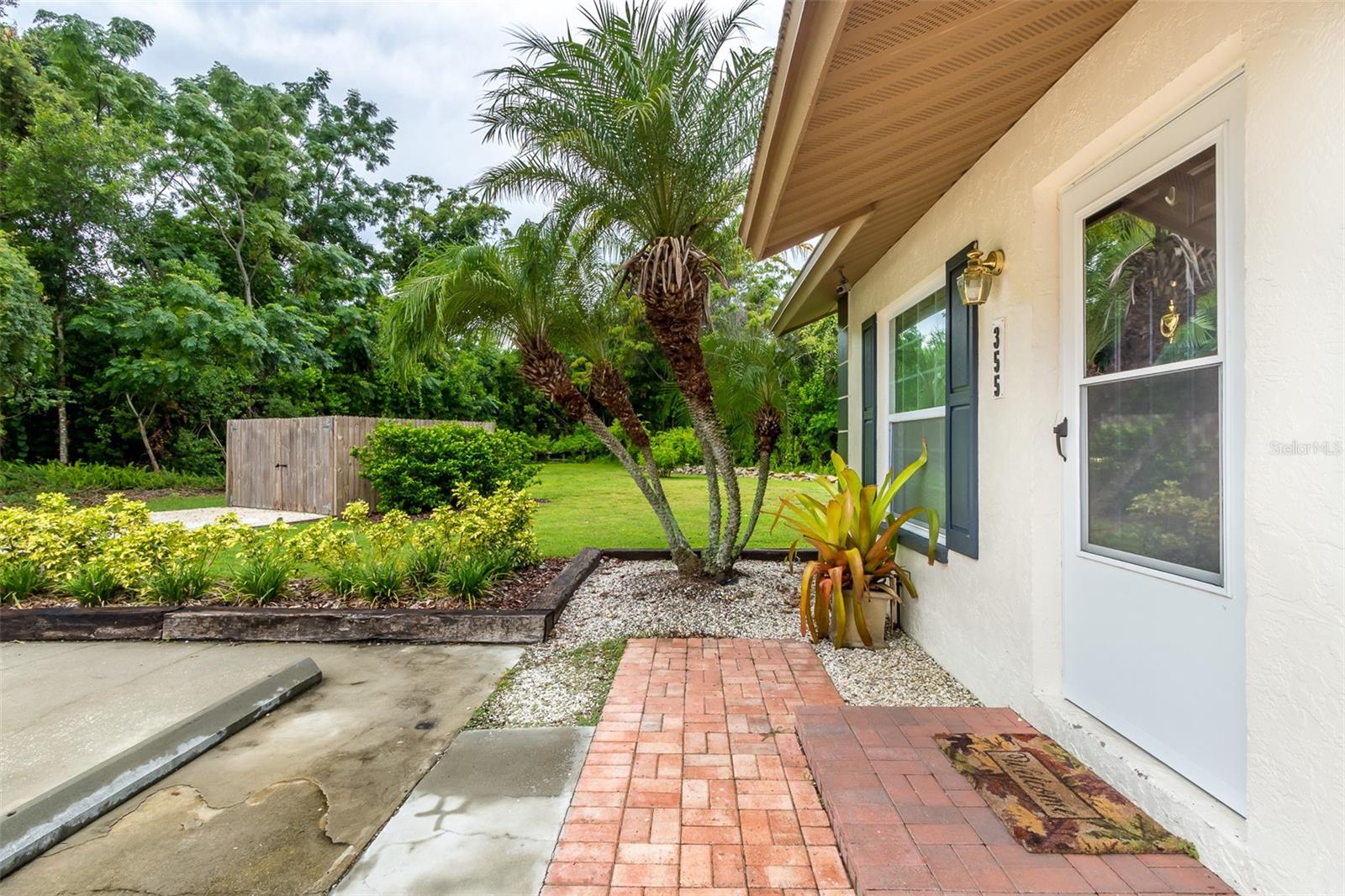 Image 4 of 39 For 355 23rd Avenue Sw