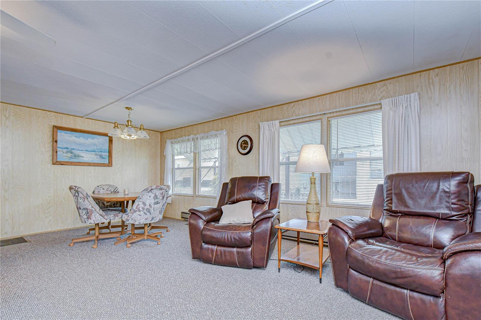 Image 13 of 40 For 6128 Ridgewood Drive