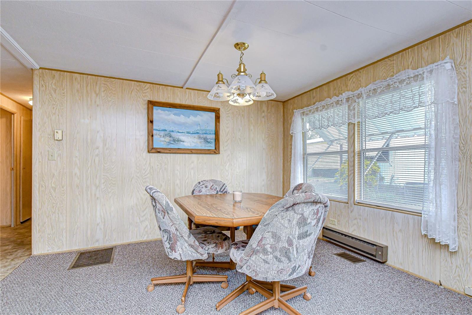 Image 16 of 40 For 6128 Ridgewood Drive