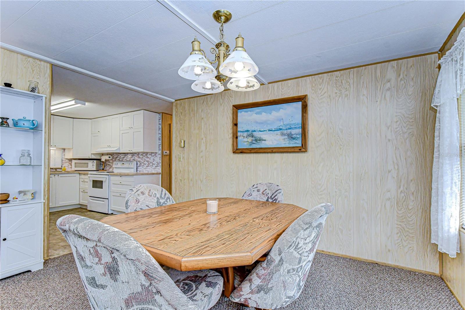 Image 17 of 40 For 6128 Ridgewood Drive